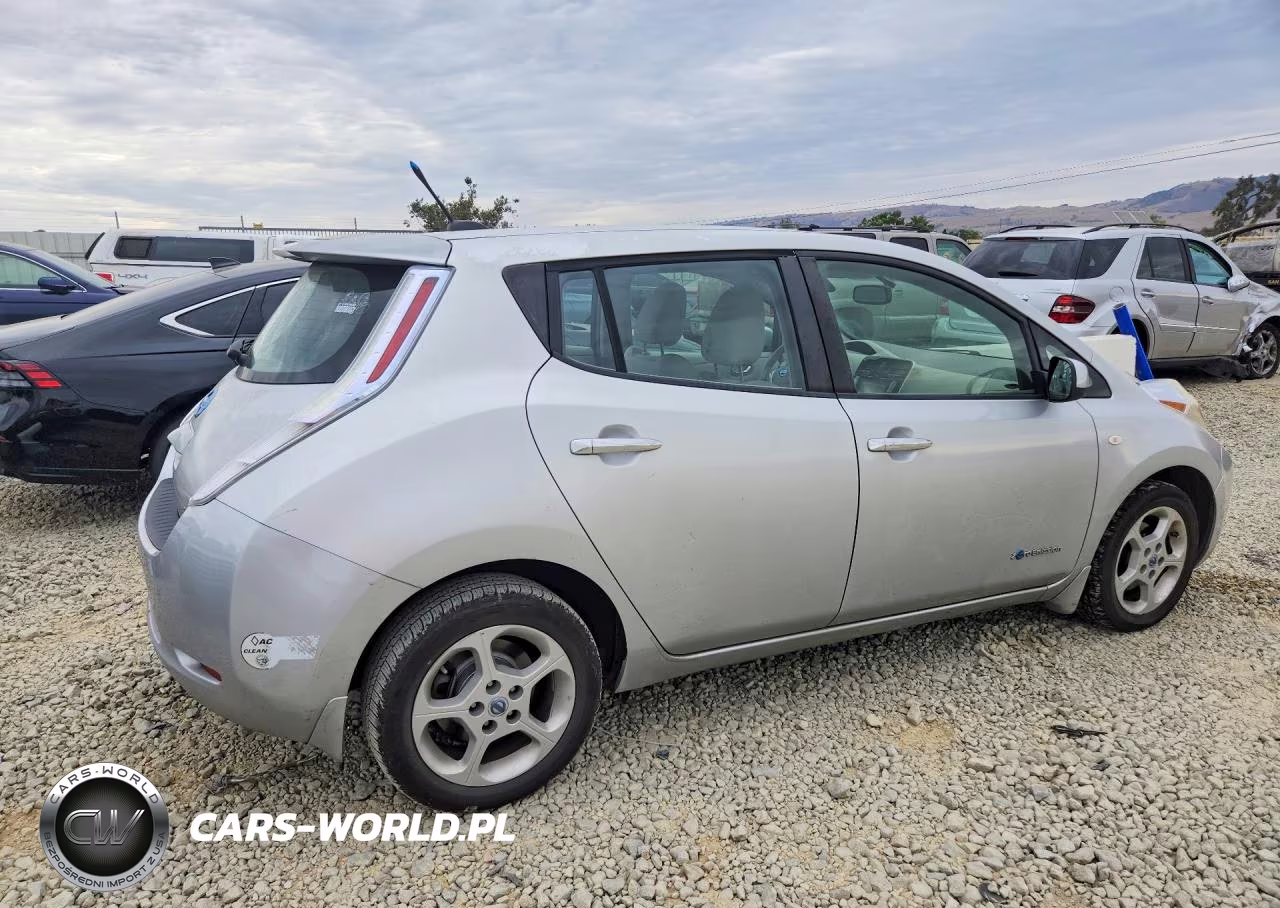2011 Nissan Leaf Sv VIN:JN1AZ0CP8BT009214 - 3