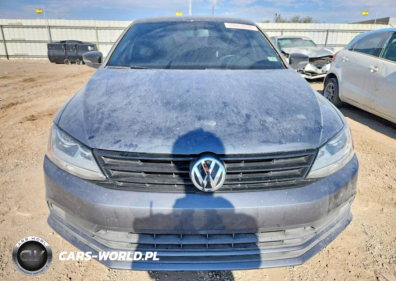 2018 Volkswagen Jetta Sport VIN:3VWD17AJ4JM252229 - 5