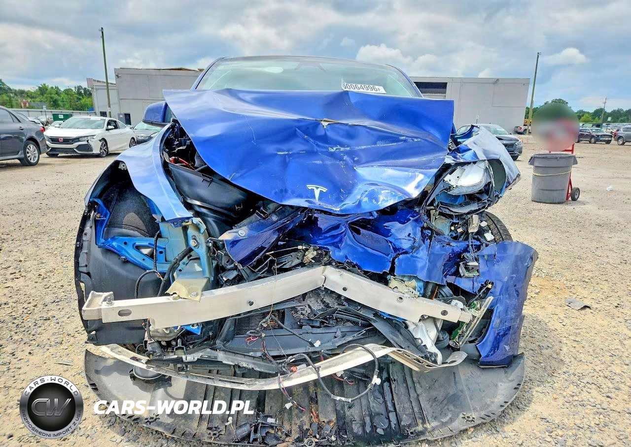2023 Tesla Model Y VIN:7SAYGDED9PF945707 - 5