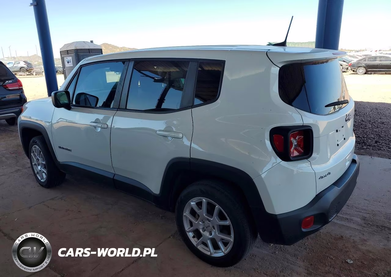 2023 Jeep Renegade Latitude VIN:ZACNJDB17PPP24608 - 2