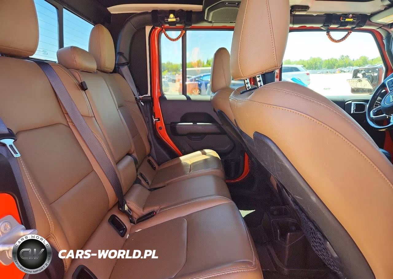 2020 Jeep Gladiator Rubicon VIN:1C6JJTBG2LL192089 - 10