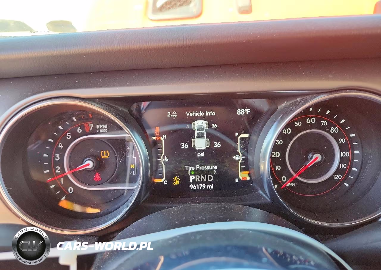 2020 Jeep Gladiator Rubicon VIN:1C6JJTBG2LL192089 - 9