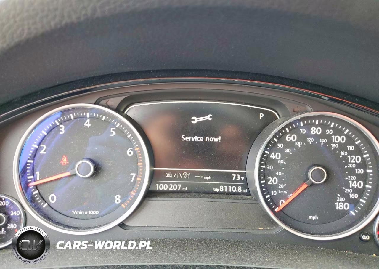 2016 Volkswagen Touareg Sport VIN:WVGEF9BP4GD010161 - 9