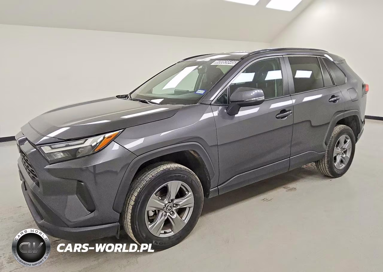2024 Toyota Rav4 Xle – zdjęcie 1 z 14