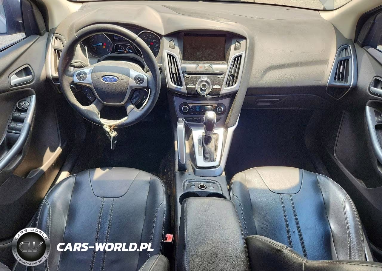 2013 Ford Focus Titanium VIN:1FADP3J23DL299881 - 8