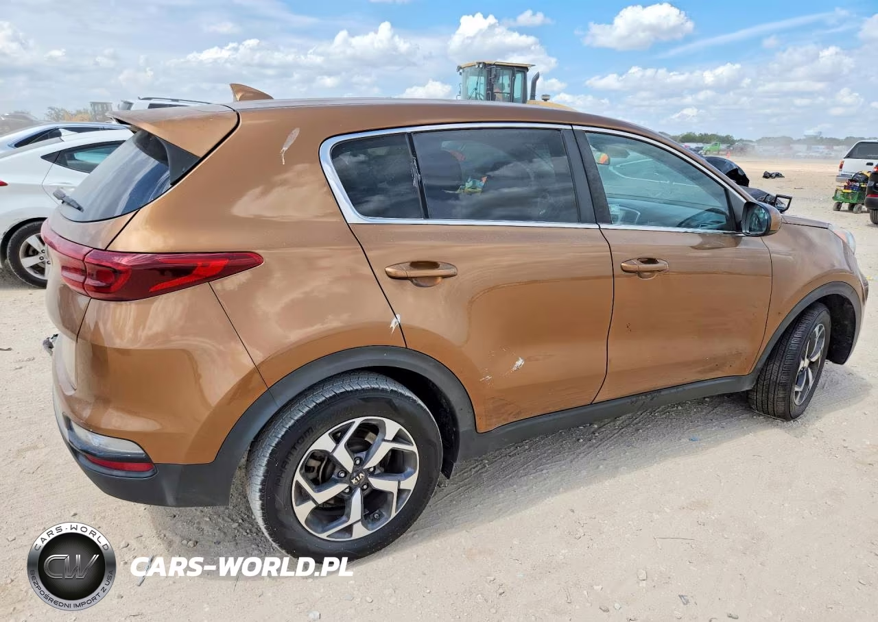 2020 Kia Sportage Lx VIN:KNDPM3AC9L7700592 - 3