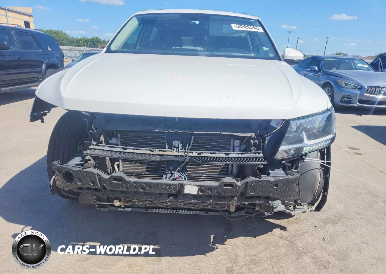 2018 Volkswagen Tiguan Se VIN:3VV3B7AX2JM061054 - 5