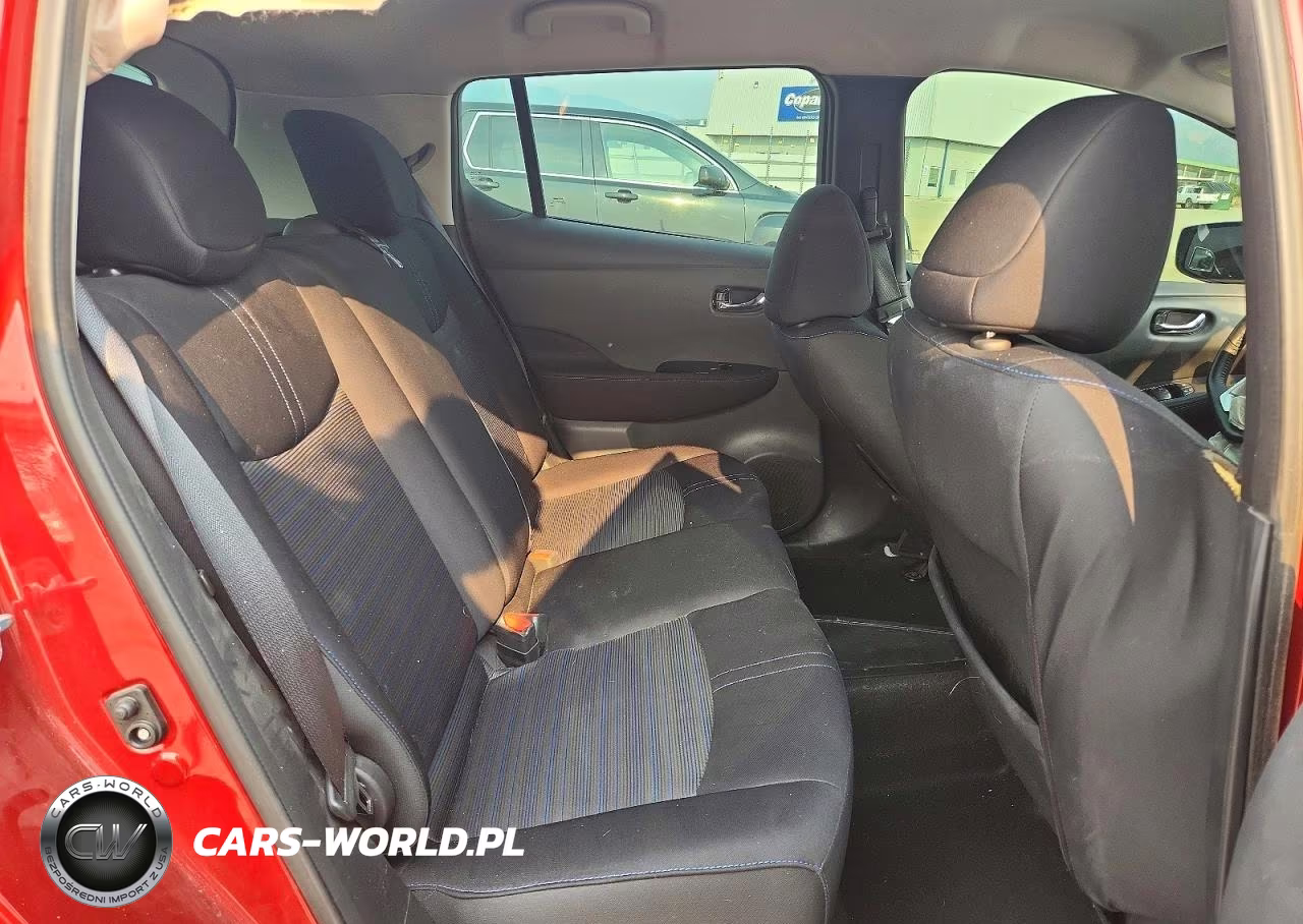 2018 Nissan Leaf Sv VIN:1N4AZ1CP4JC309257 - 10