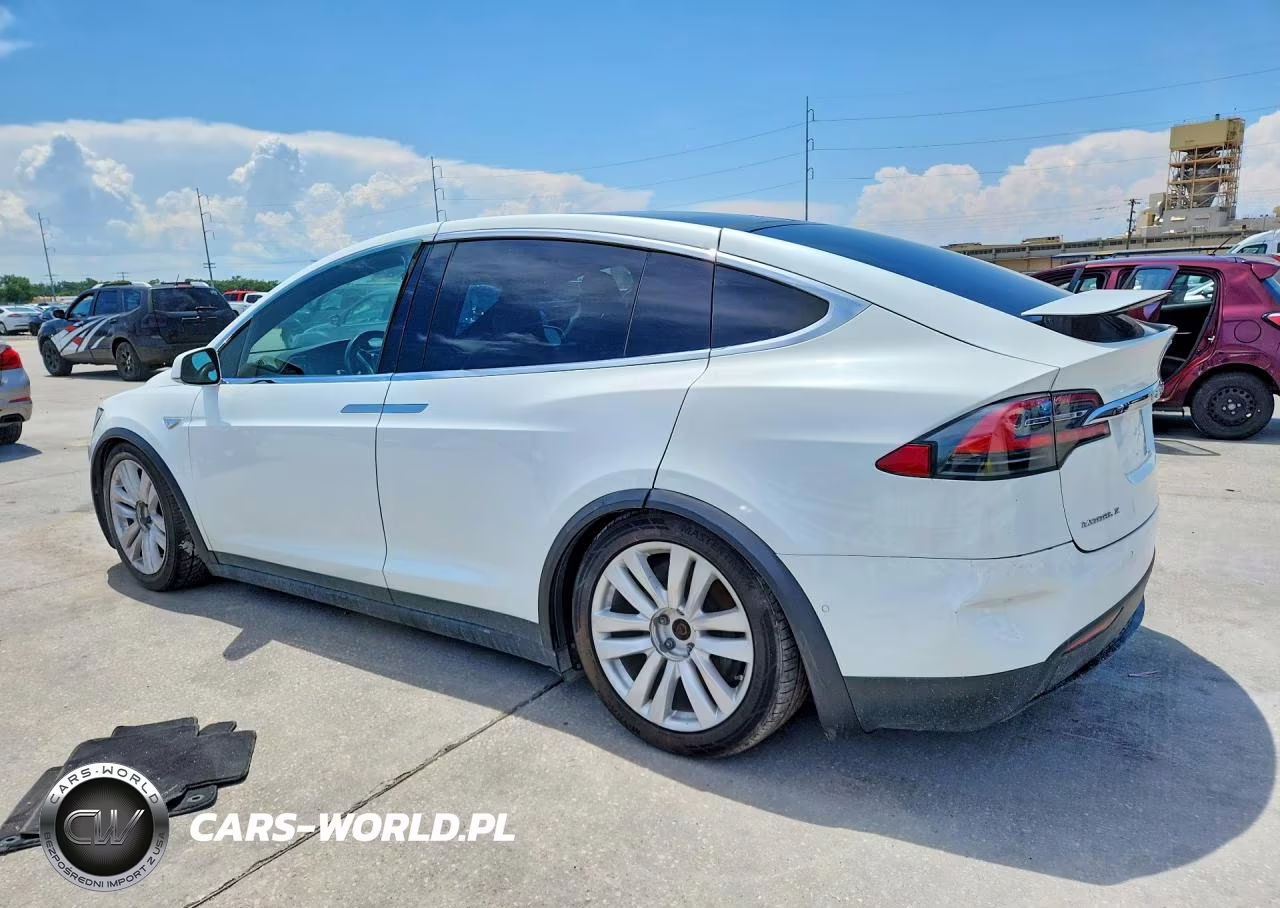 2016 Tesla Model X VIN:5YJXCBE24GF012790 - 2