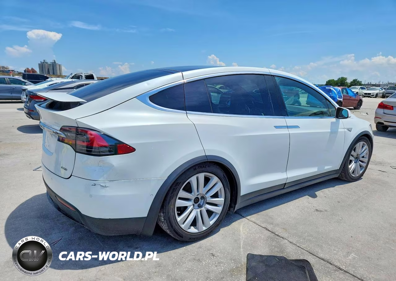 2016 Tesla Model X VIN:5YJXCBE24GF012790 - 3