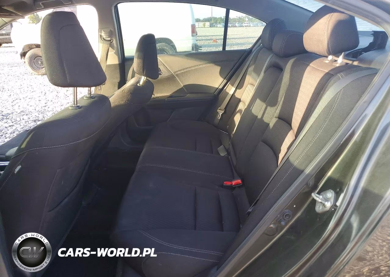 2015 Honda Accord Sport VIN:1HGCR2F5XFA070644 - 10