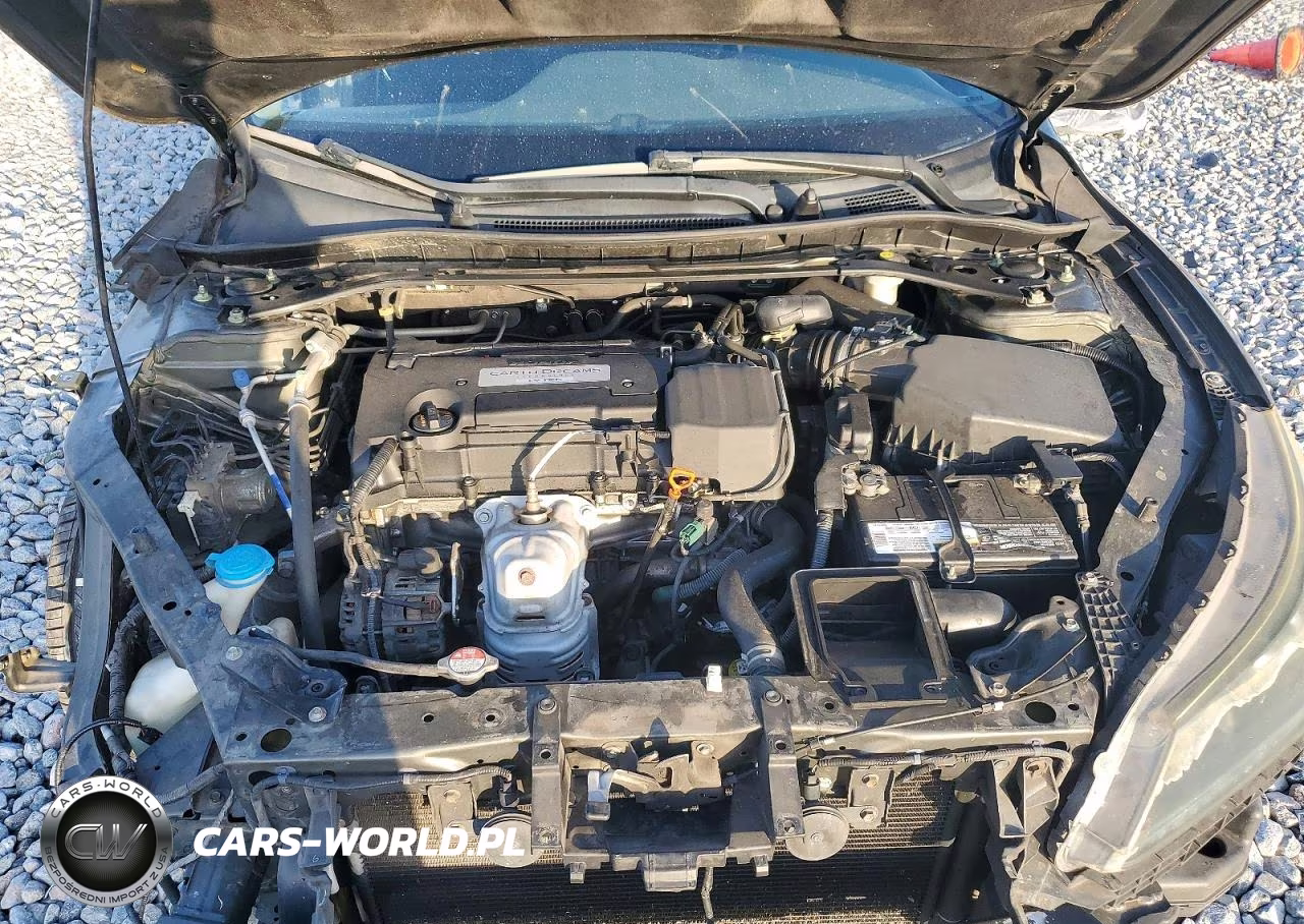 2015 Honda Accord Sport VIN:1HGCR2F5XFA070644 - 11