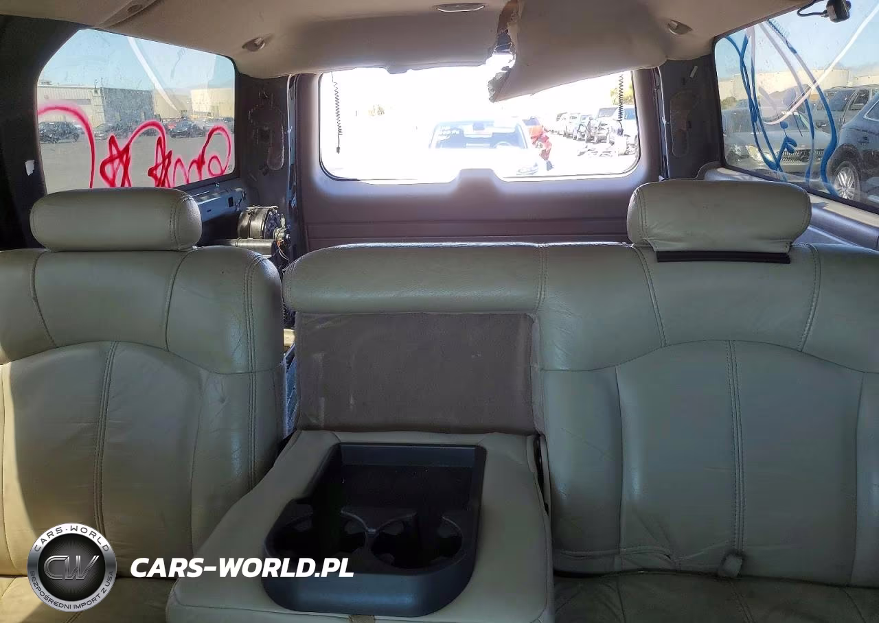 2001 Chevrolet Suburban K1500 VIN:3GNFK16T91G211214 - 10