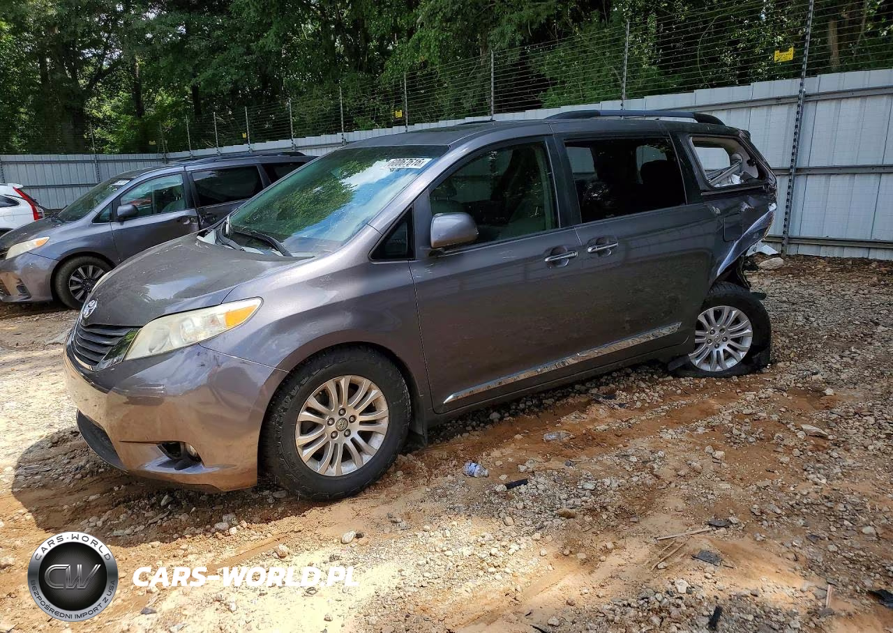 2011 Toyota Sienna Xle 8-Passenger VIN:5TDYK3DC2BS038459 - 1