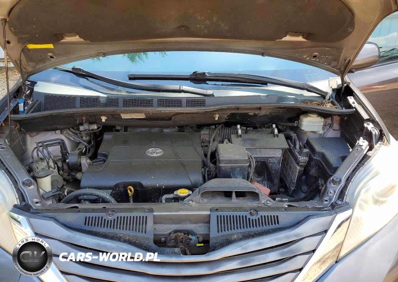 2011 Toyota Sienna Xle 8-Passenger VIN:5TDYK3DC2BS038459 - 12