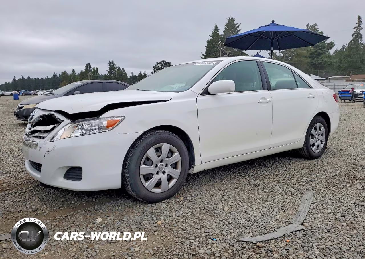 2011 Toyota Camry Base – zdjęcie 1 z 12