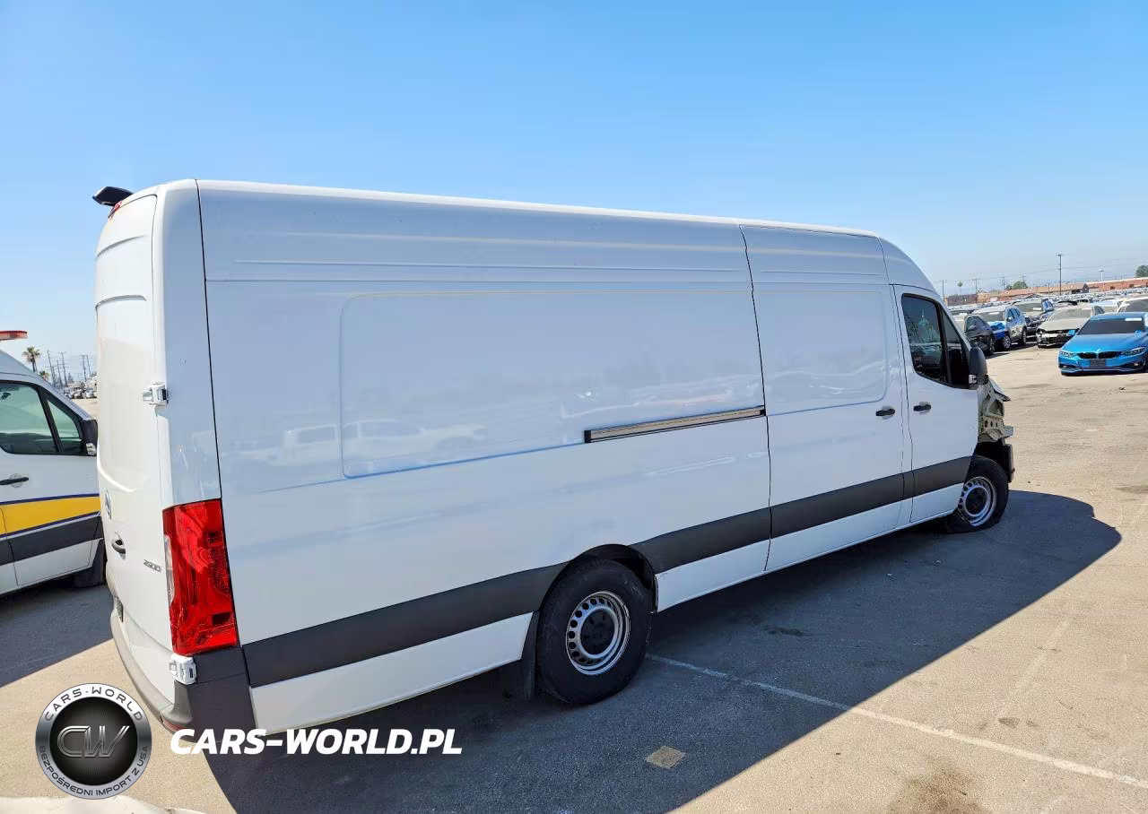 2025 Mercedes-Benz Sprinter 2500 Delivery Van VIN:W1Y4NDHY8ST204174 - 3