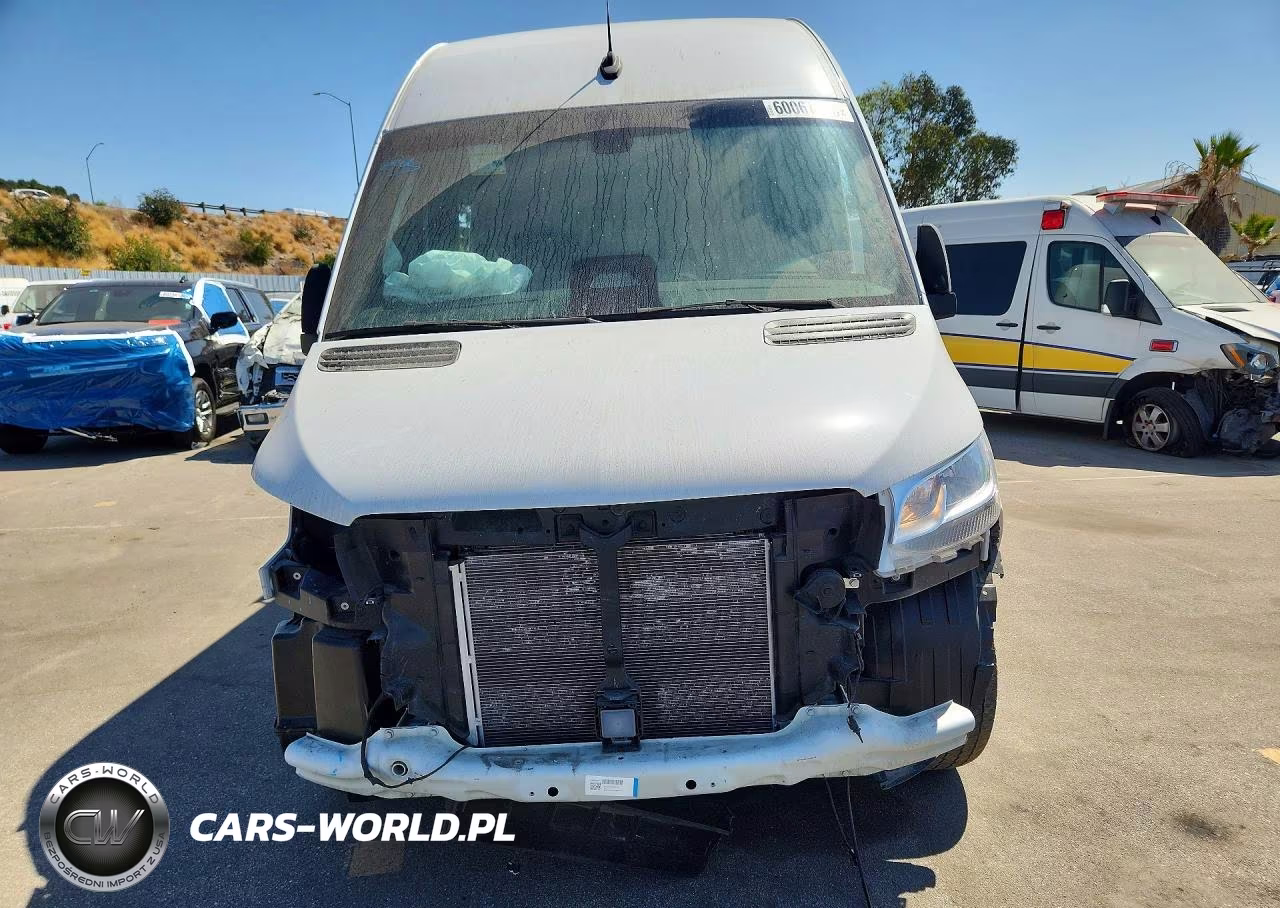 2025 Mercedes-Benz Sprinter 2500 Delivery Van VIN:W1Y4NDHY8ST204174 - 5