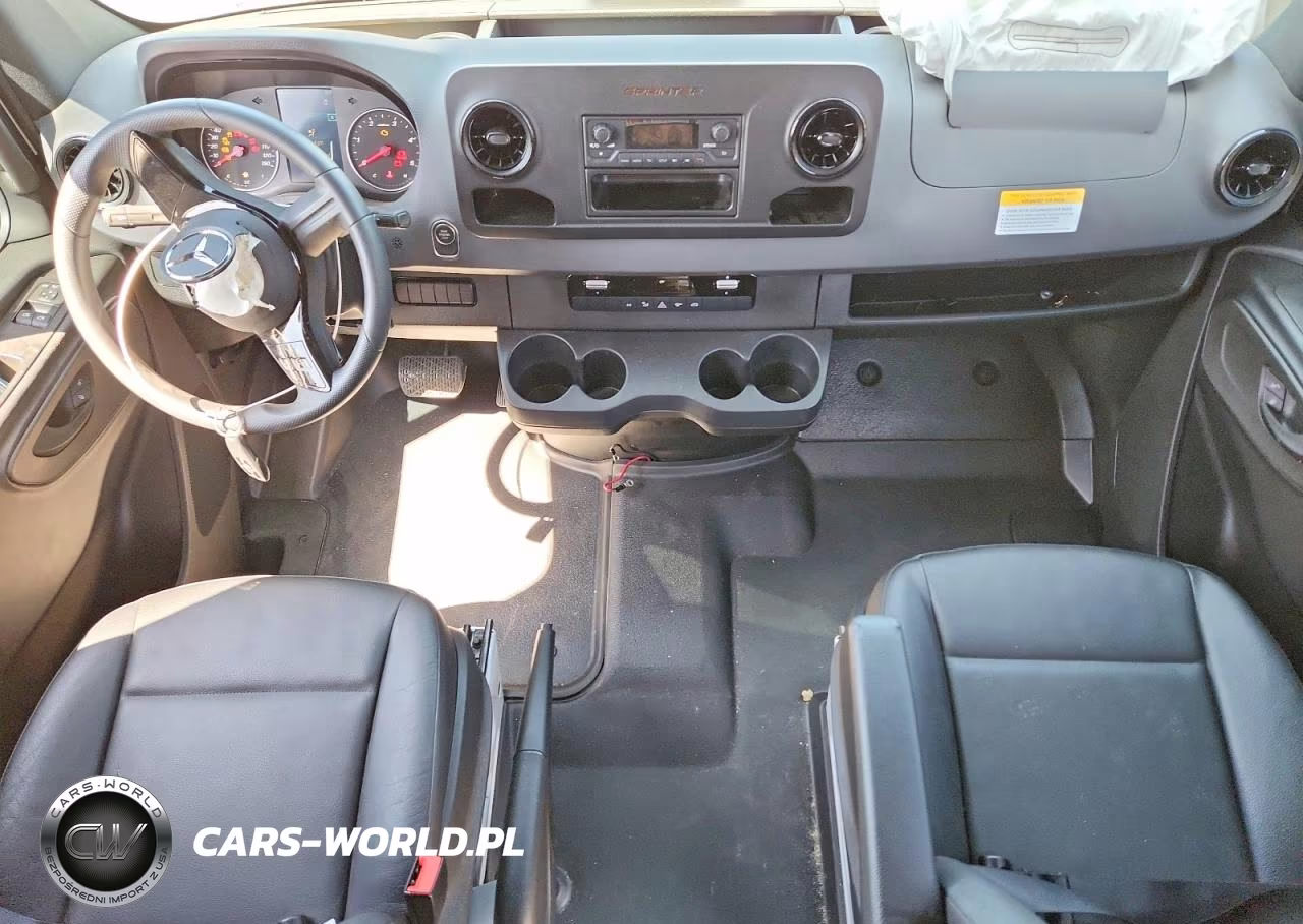 2025 Mercedes-Benz Sprinter 2500 Delivery Van VIN:W1Y4NDHY8ST204174 - 8