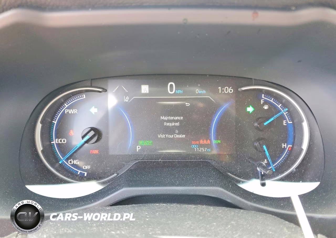 2025 Toyota Rav4 Hybrid Xle VIN:JTMRWRFV5SJ079210 - 9