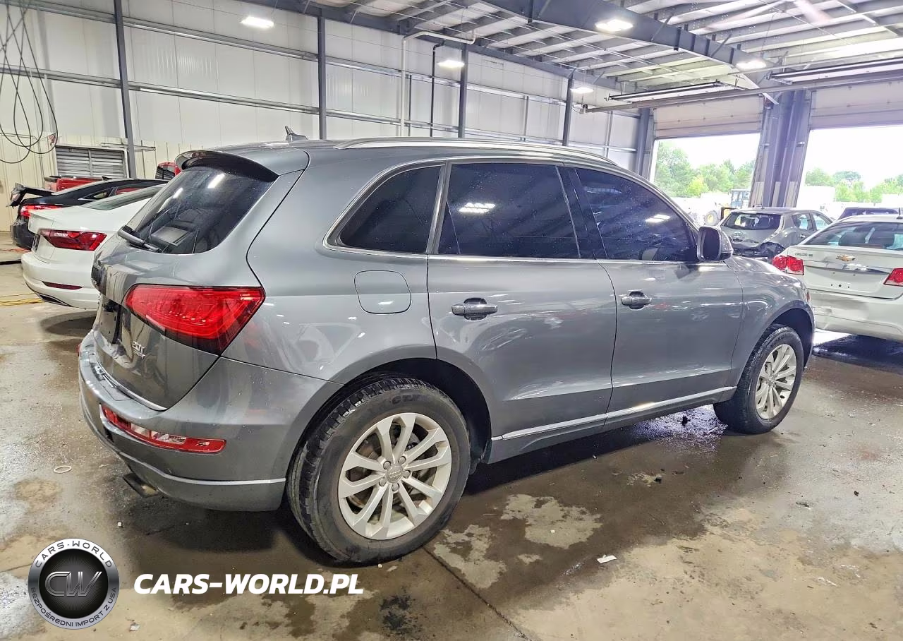 2016 Audi Q5 Premium VIN:WA1C2AFP1GA005563 - 3