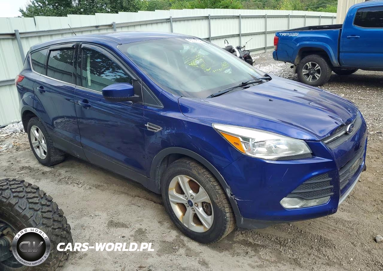 2015 Ford Escape Se VIN:1FMCU9GX8FUA34709 - 4