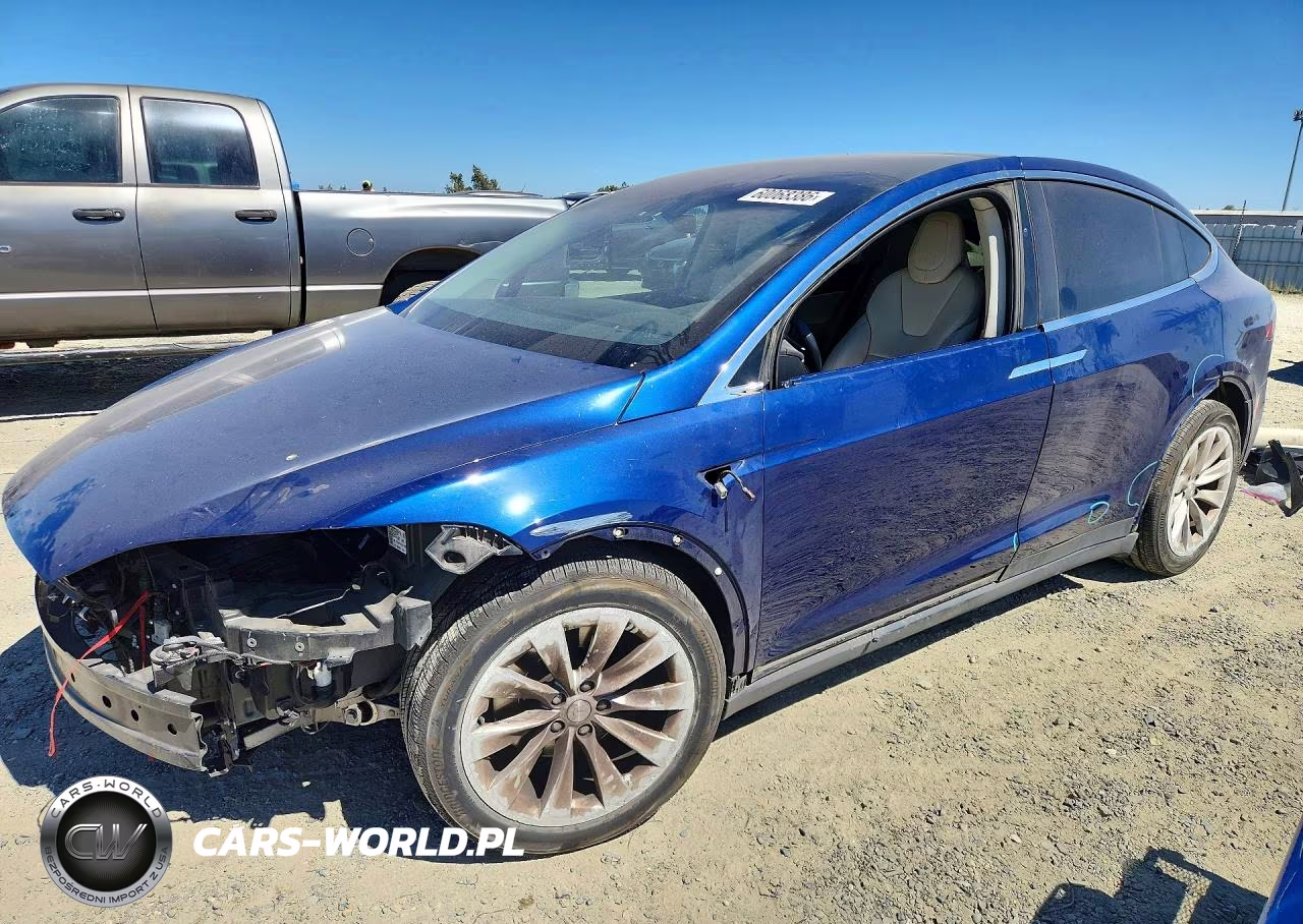 2017 Tesla Model X – zdjęcie 1 z 14