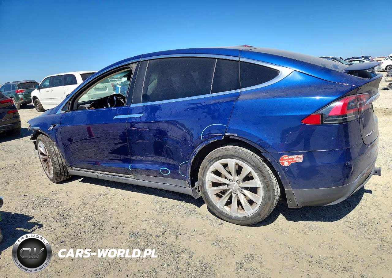 2017 Tesla Model X VIN:5YJXCBE25HF068805 - 2
