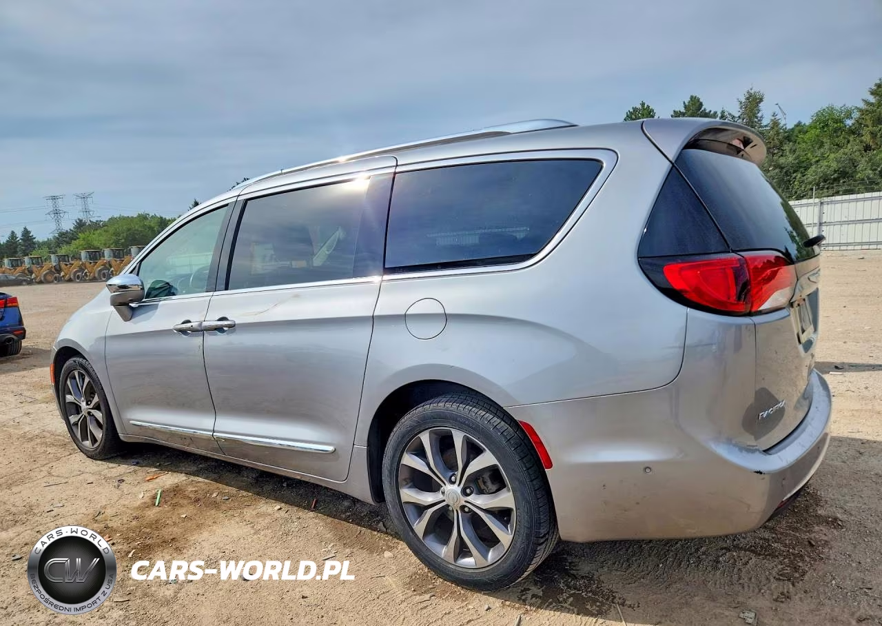 2018 Chrysler Pacifica Limited VIN:2C4RC1GGXJR112609 - 2