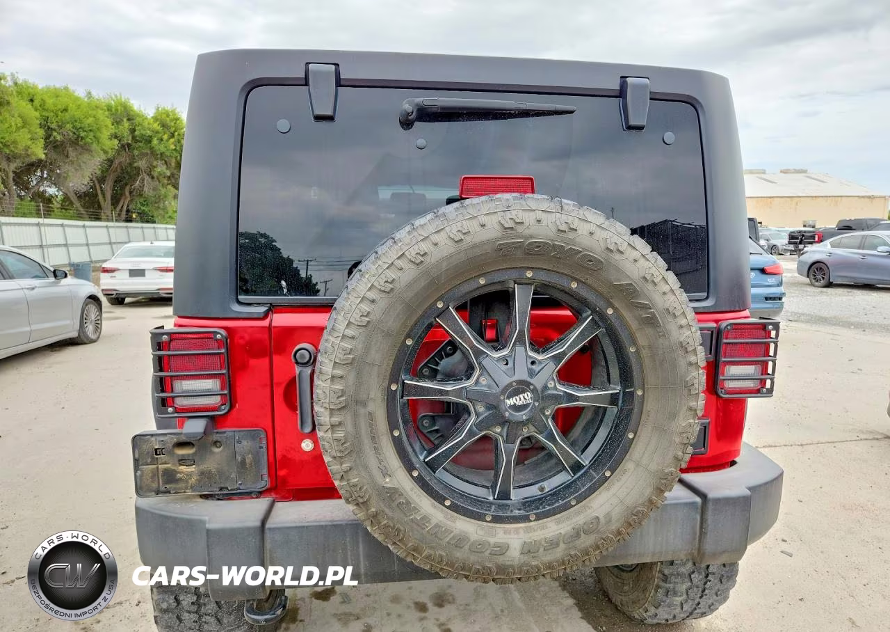 2017 Jeep Wrangler Unlimited Sport VIN:1C4BJWDG4HL684495 - 6