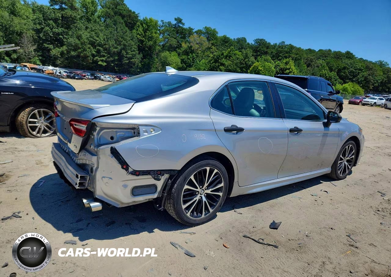 2019 Toyota Camry Se VIN:4T1B11HK3KU714472 - 3
