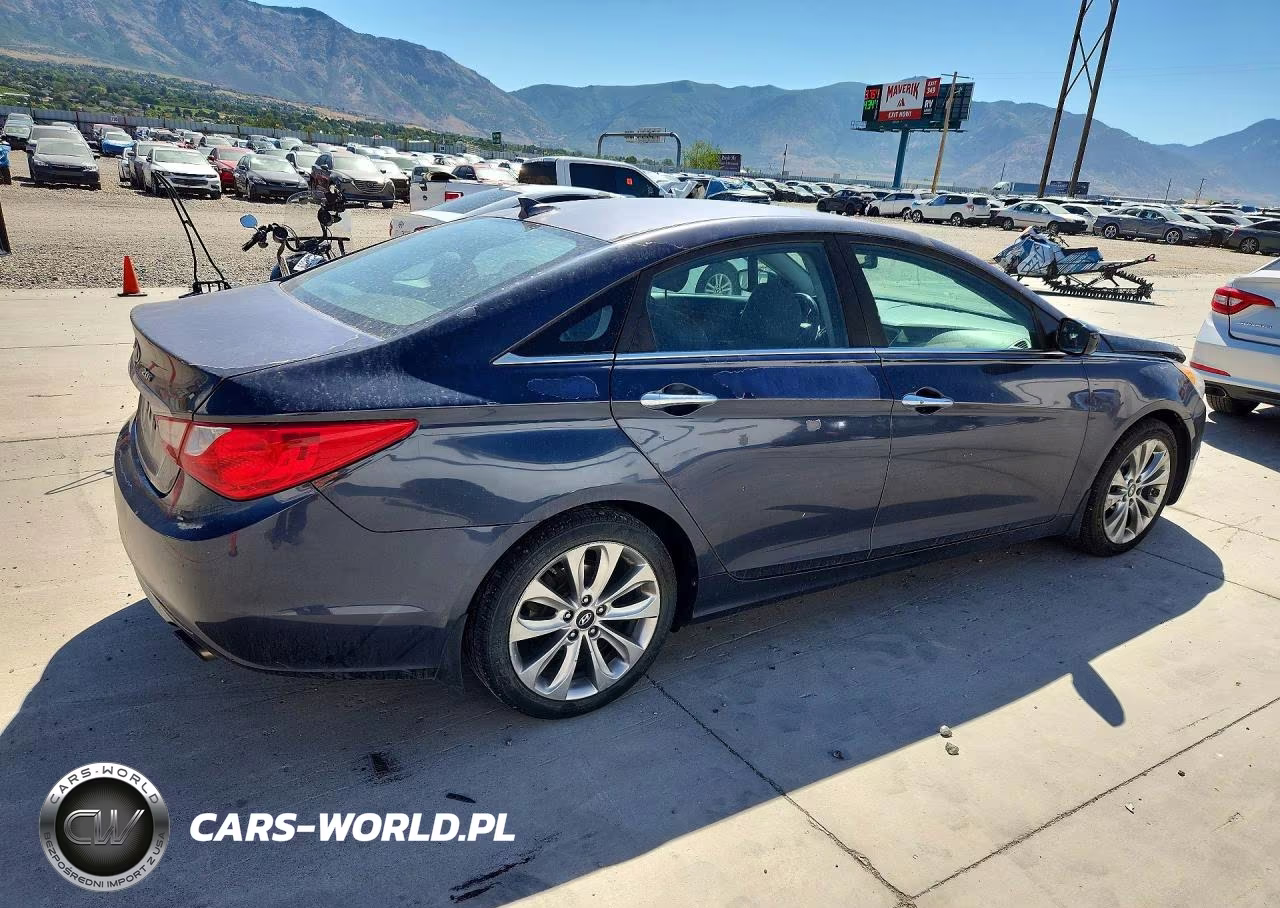 2013 Hyundai Sonata Gls VIN:5NPEC4AB5DH561159 - 3