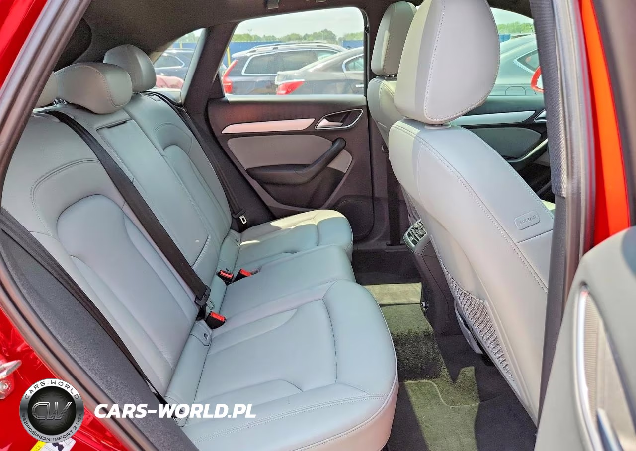 2018 Audi Q3 Premium VIN:WA1BCCFS9JR014142 - 10