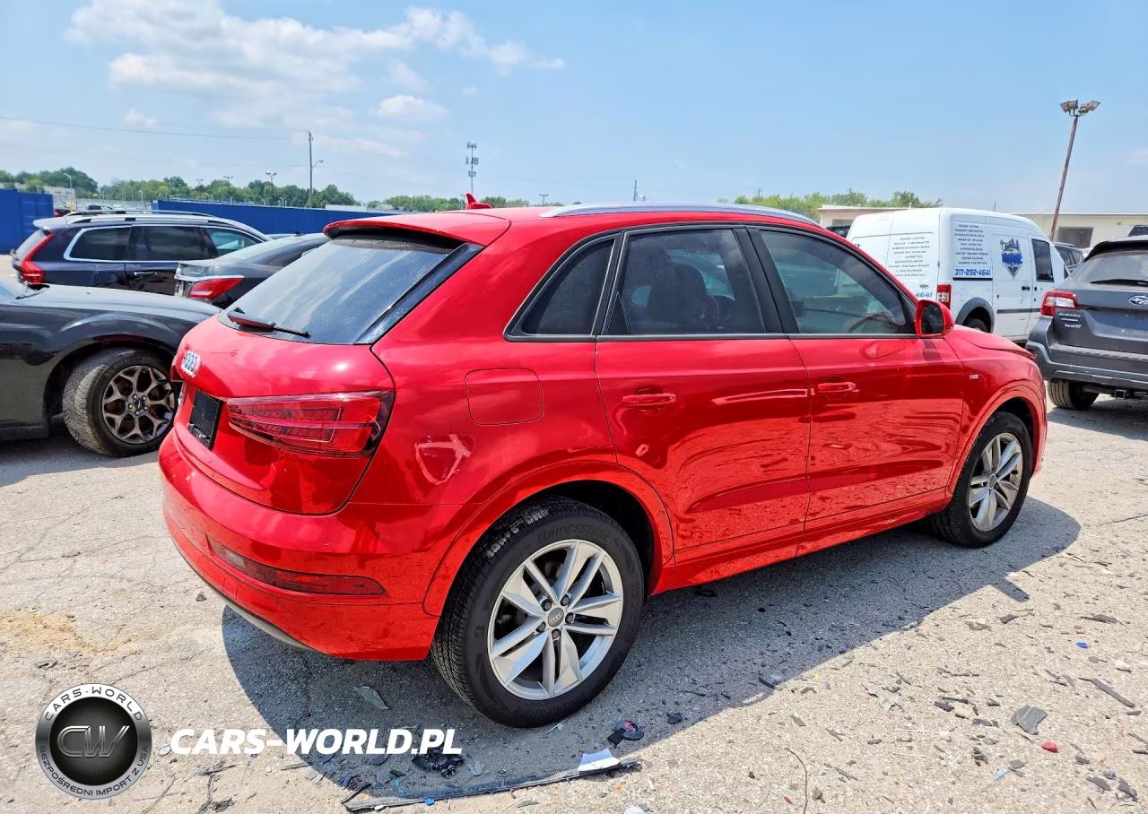 2018 Audi Q3 Premium VIN:WA1BCCFS9JR014142 - 3