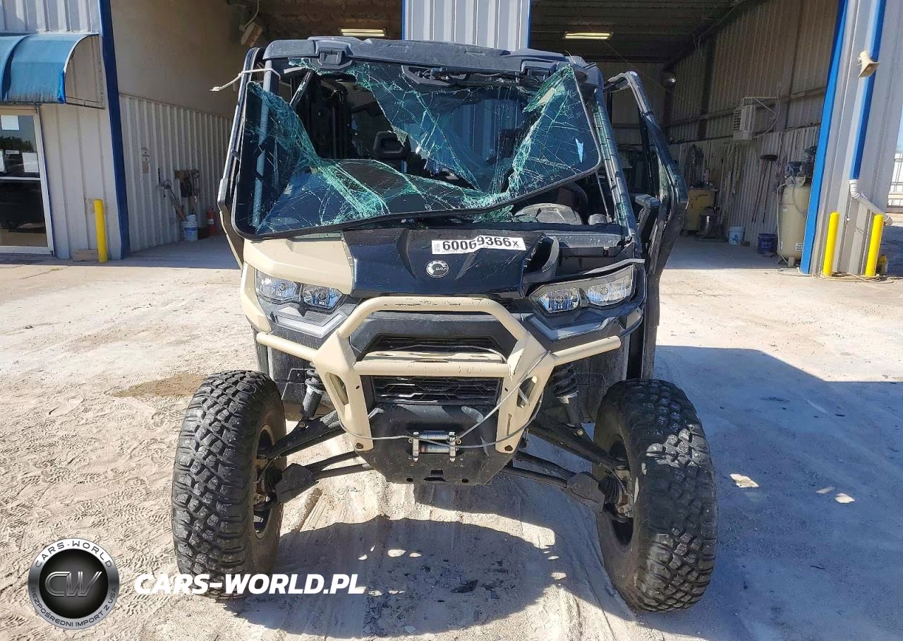 2023 Can-Am Defender Utility Vehicle VIN:3JBUUAX40PK009274 - 9