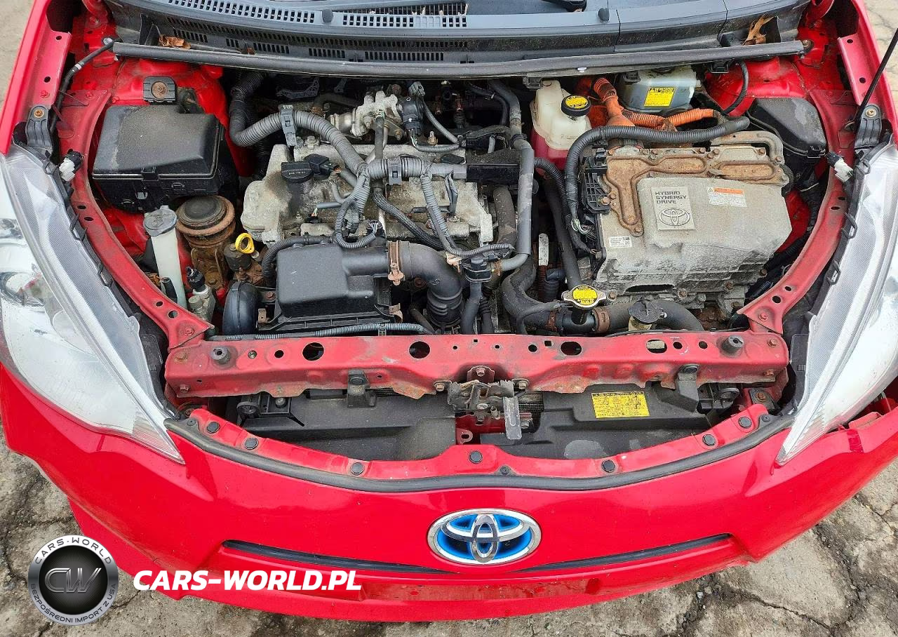 2012 Toyota Prius C Three VIN:JTDKDTB36C1521499 - 11