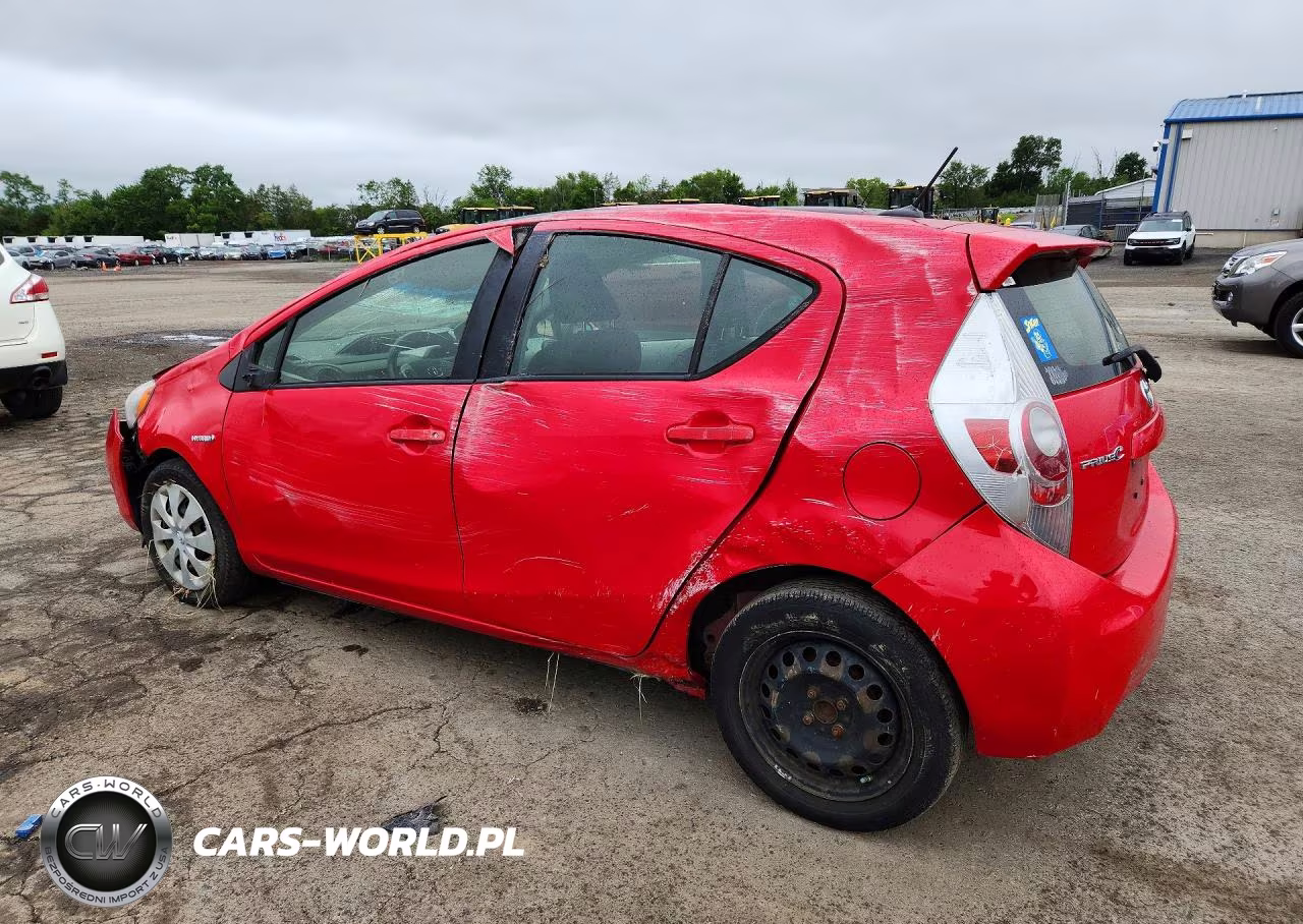2012 Toyota Prius C Three VIN:JTDKDTB36C1521499 - 2
