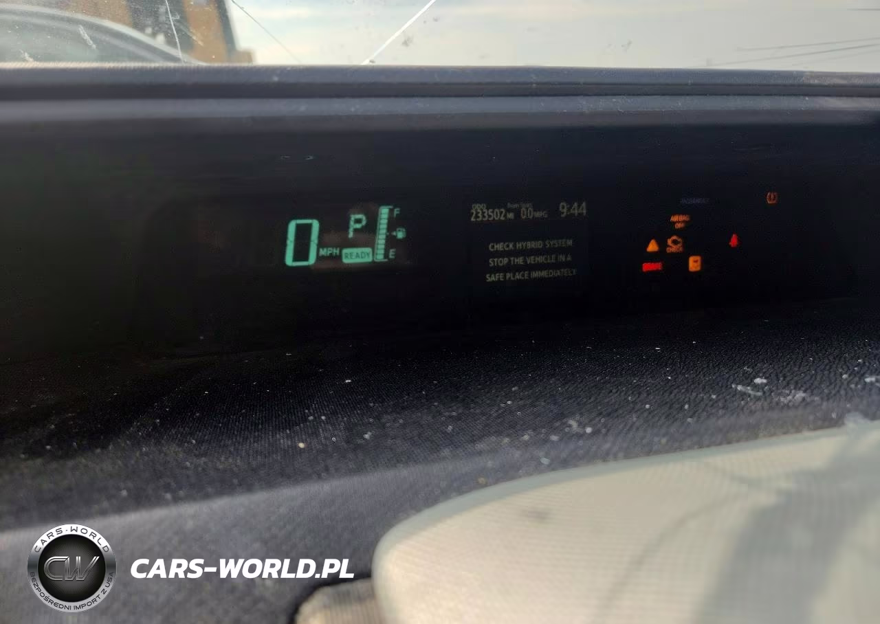 2012 Toyota Prius C Three VIN:JTDKDTB36C1521499 - 9