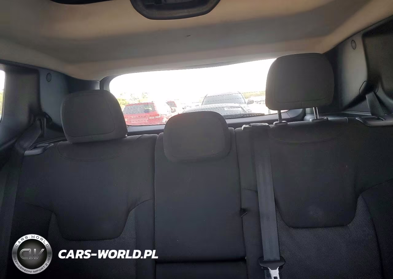 2016 Jeep Renegade Latitude VIN:ZACCJABT6GPE18316 - 10