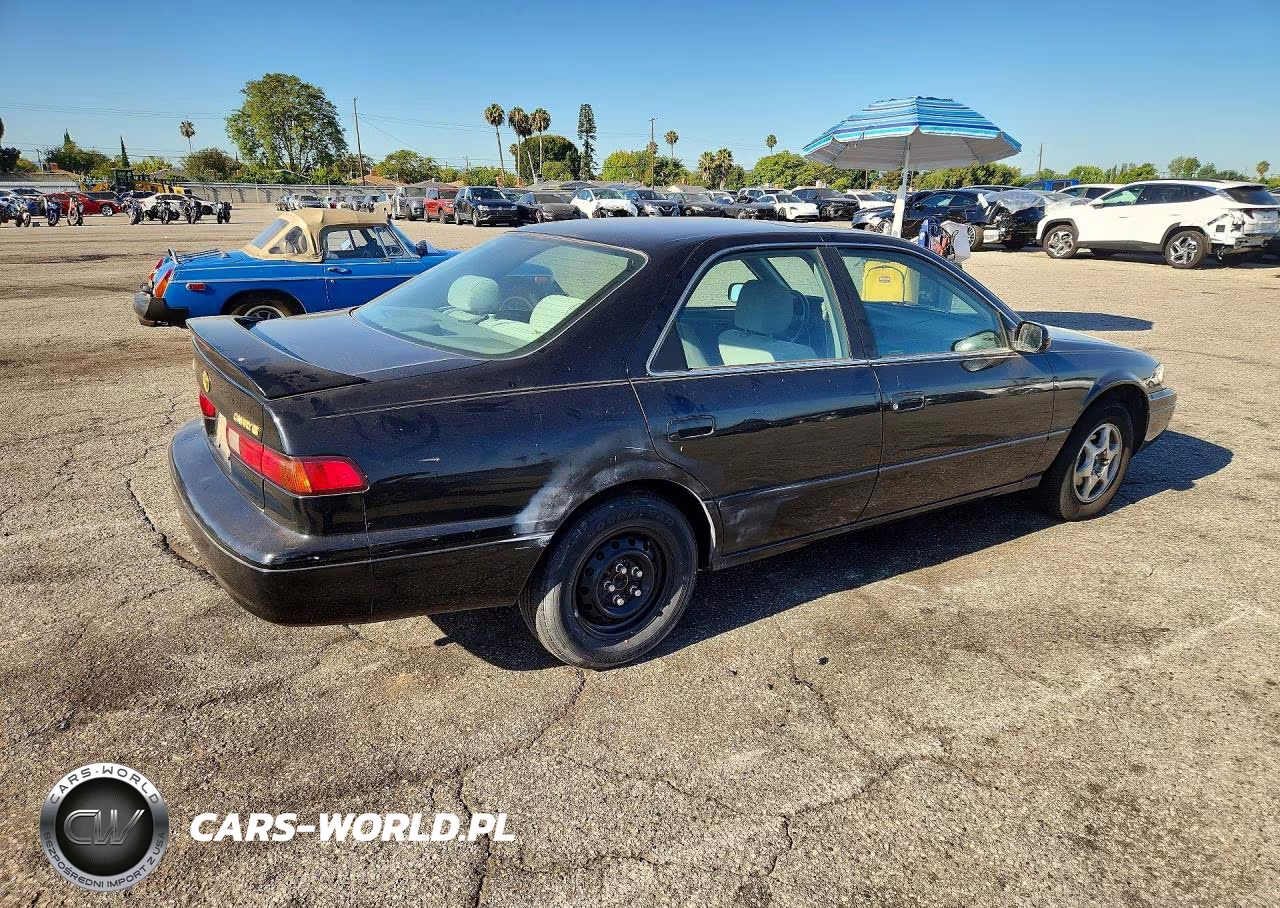 1998 Toyota Camry Xle VIN:JT2BG28K2W0152093 - 3