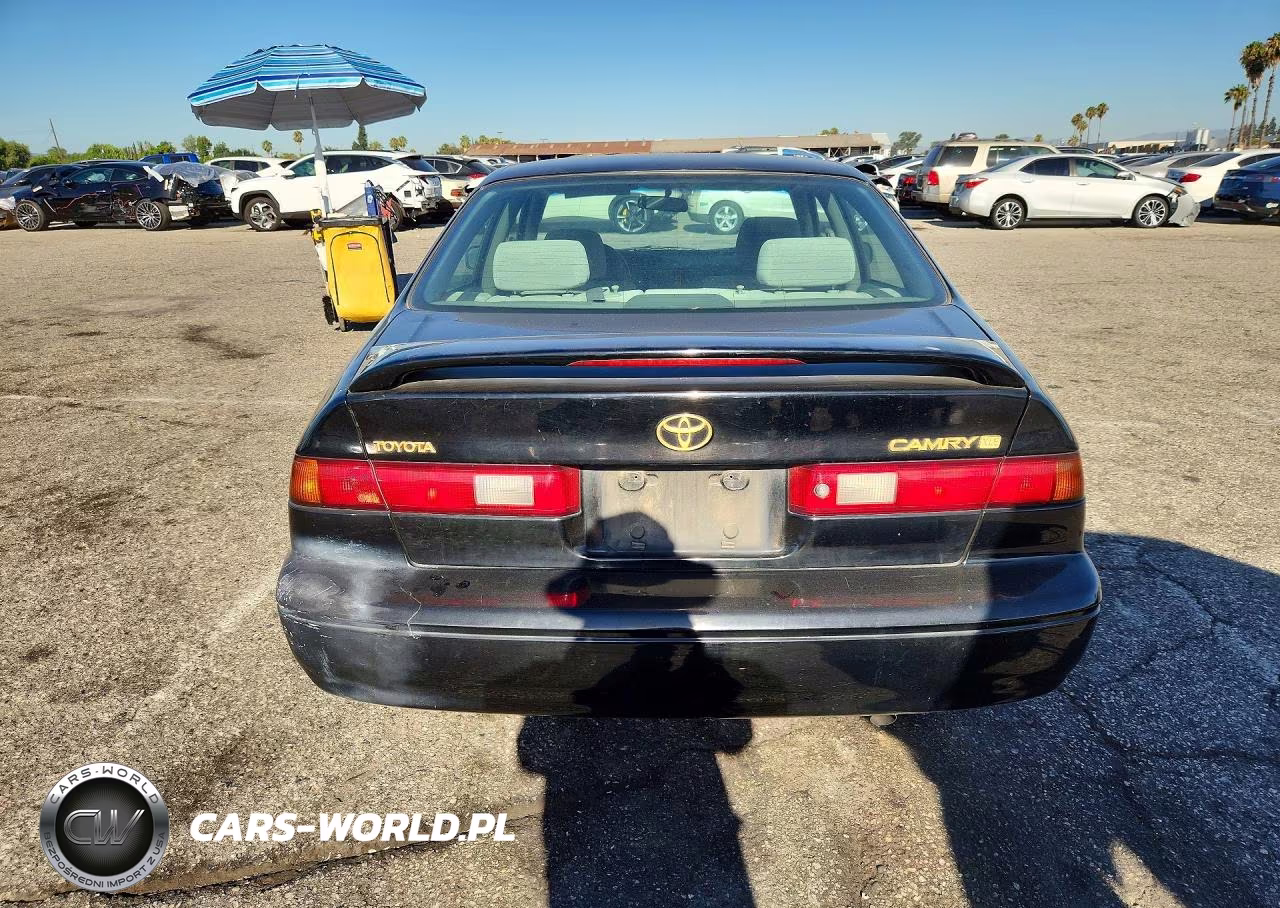 1998 Toyota Camry Xle VIN:JT2BG28K2W0152093 - 6