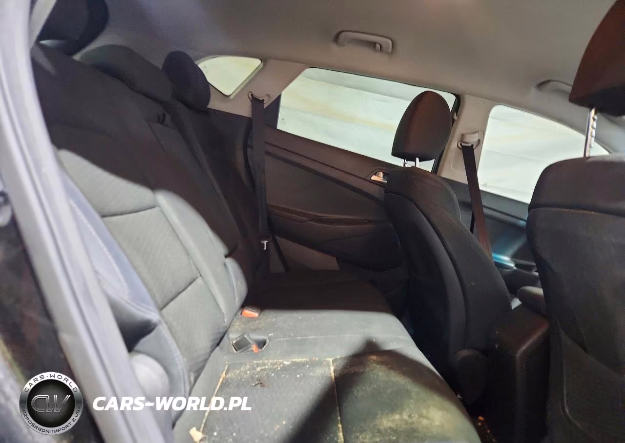 2019 Hyundai Tucson Value VIN:KM8J3CA41KU045650 - 11