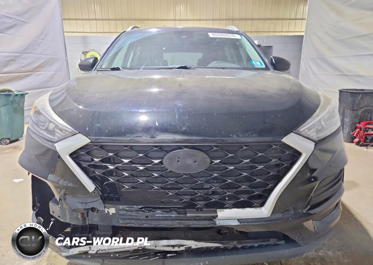 2019 Hyundai Tucson Value VIN:KM8J3CA41KU045650 - 5