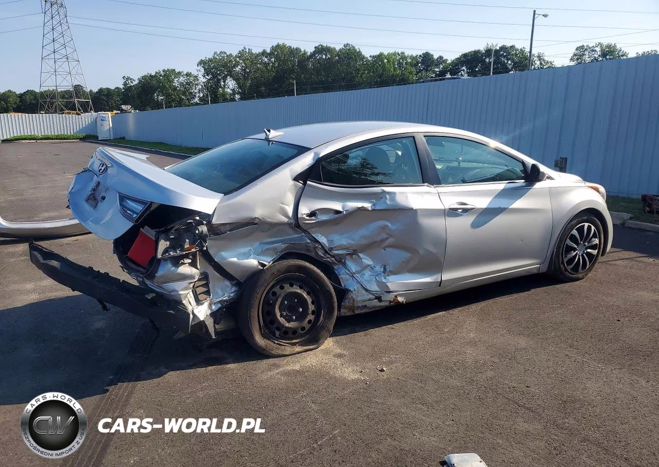 2011 Hyundai Elantra Gls VIN:KMHDH4AE9BU133147 - 3