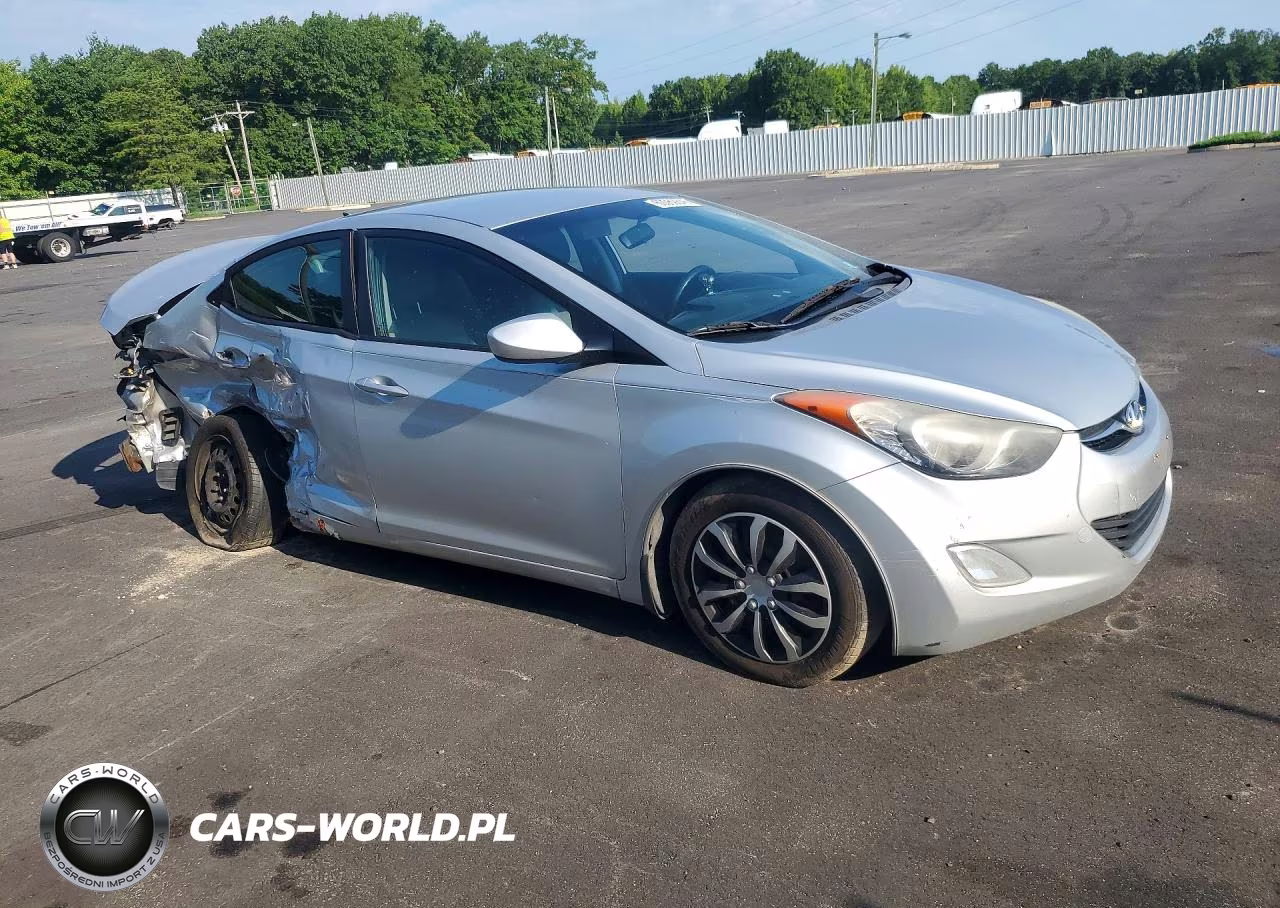 2011 Hyundai Elantra Gls VIN:KMHDH4AE9BU133147 - 4