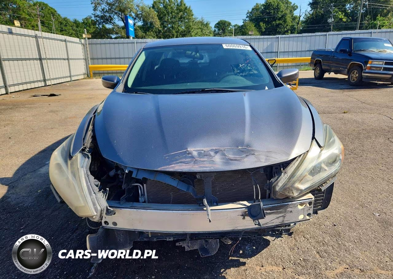 2017 Nissan Altima 2.5 S VIN:1N4AL3AP1HN323874 - 5