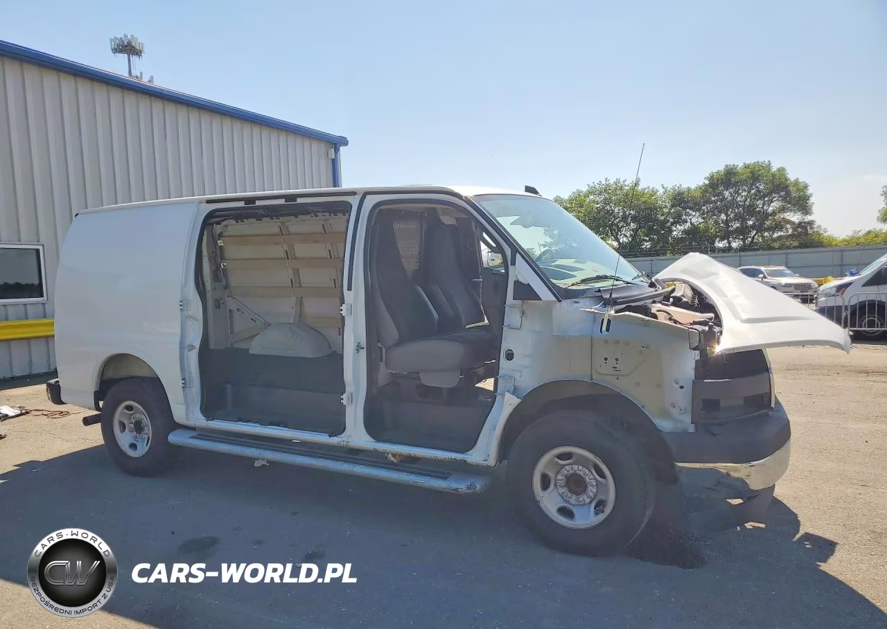 2025 GMC Savana G2500 VIN:1GTW7AFP2S1239398 - 4