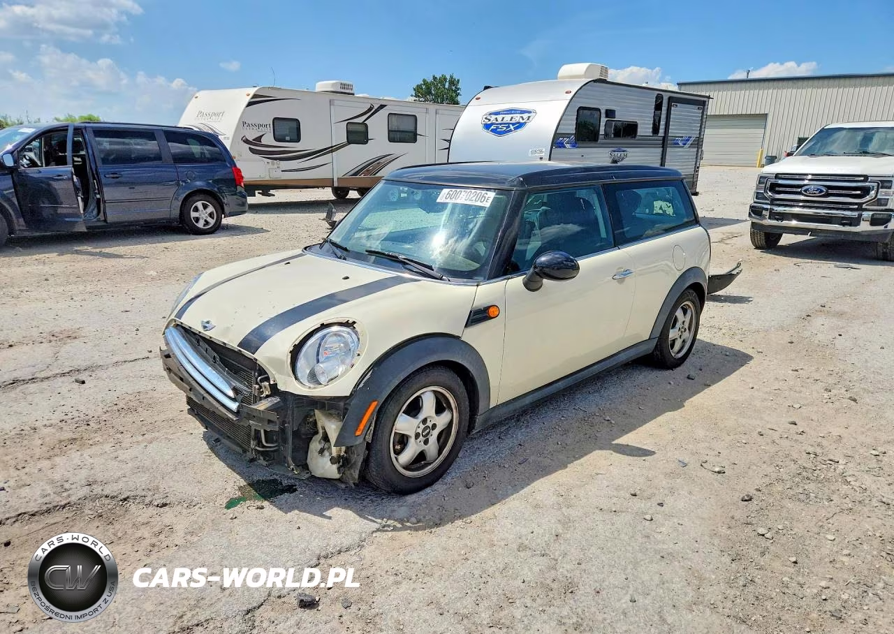 2011 Mini Cooper Clubman 2D