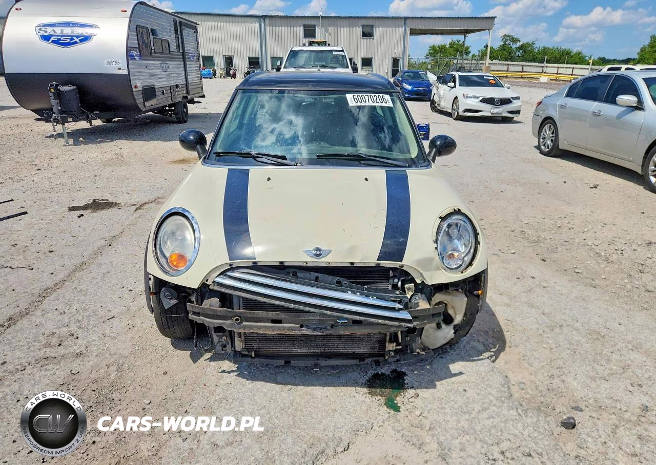 2011 Mini Cooper Clubman 2D VIN:WMWZF3C51BT188489 - 5