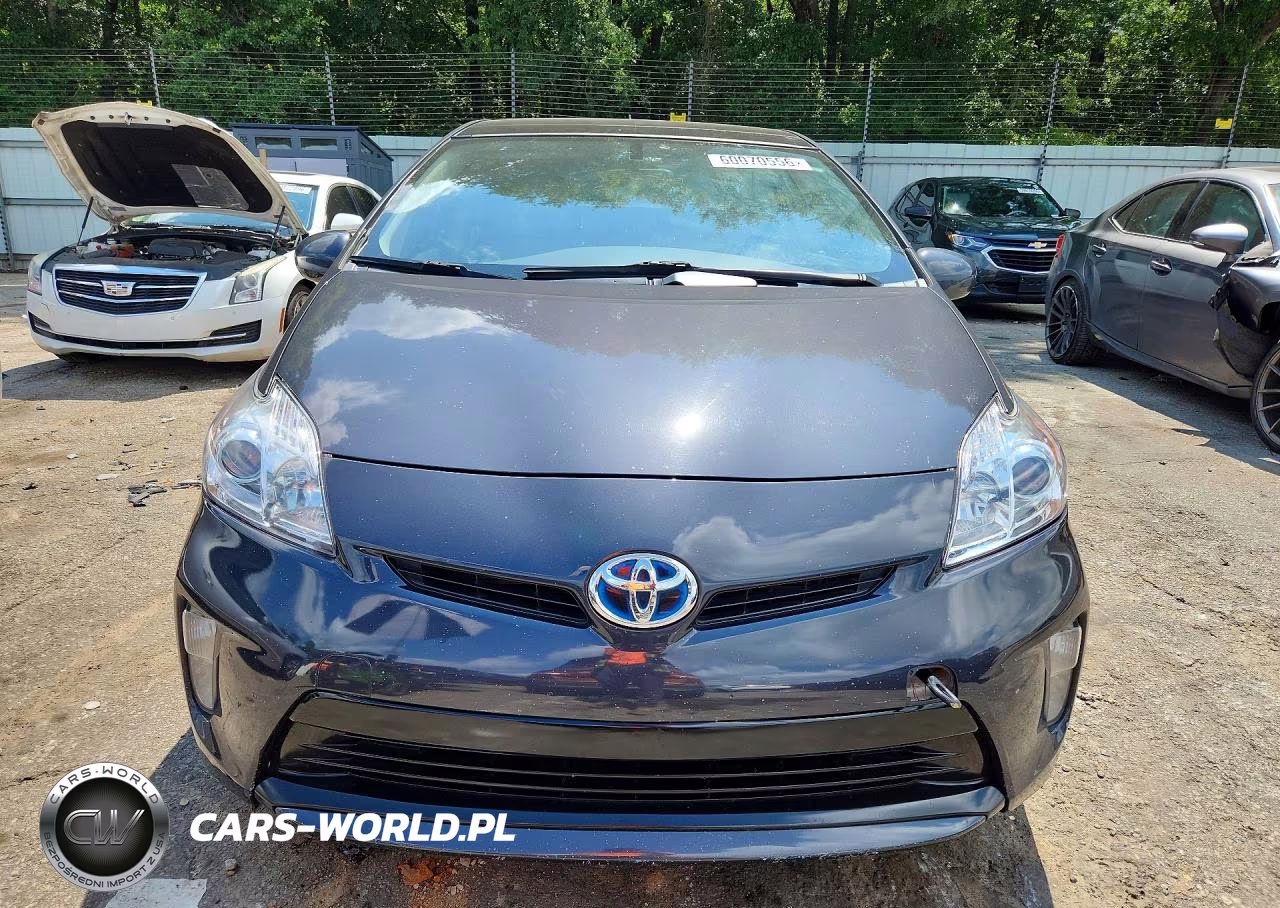 2012 Toyota Prius Three VIN:JTDKN3DUXC1594040 - 5